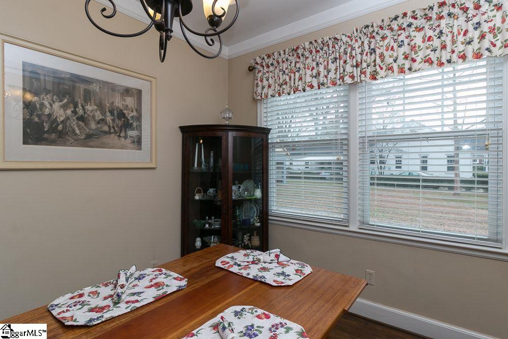 205 West Maple Street Clinton, SC 29325 - Photo 8 of 19