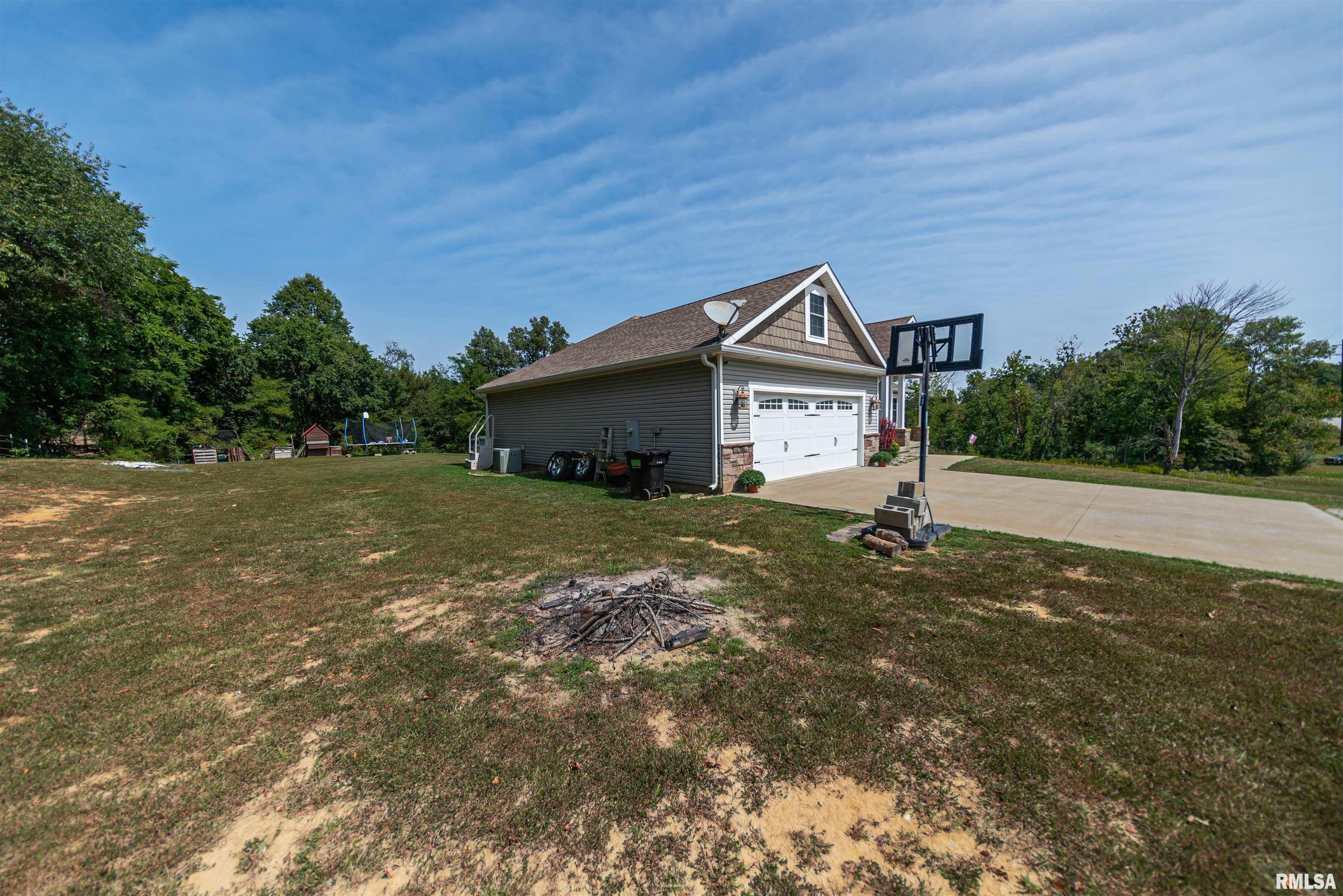 405 Cedar Point Road Galatia, IL 62935 - Photo 6 of 38 Gallery Image 6