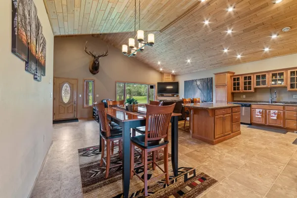 $659,900 | 7346 Smith Road, Saginaw, MN 55779