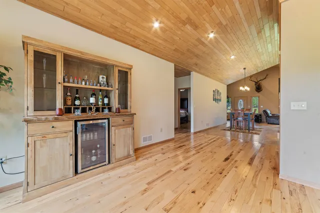 $699,900 | 7346 Smith Road, Saginaw, MN 55779