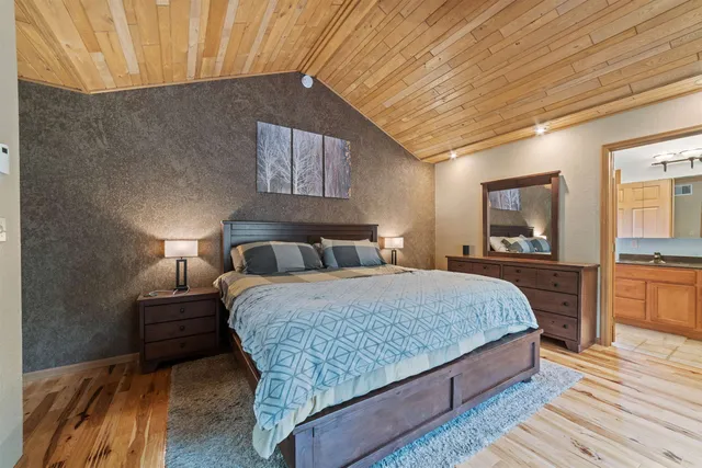 $699,900 | 7346 Smith Road, Saginaw, MN 55779