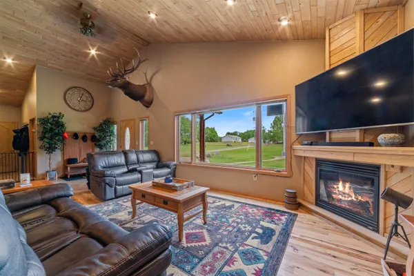 $659,900 | 7346 Smith Road, Saginaw, MN 55779