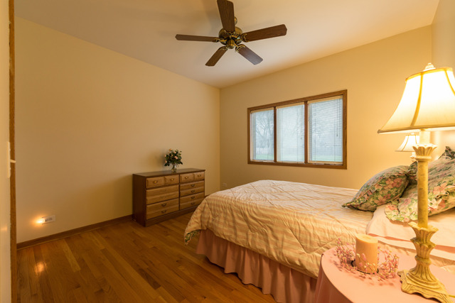 911 Parkside Road Naperville, IL 60540 - Photo 11 of 22