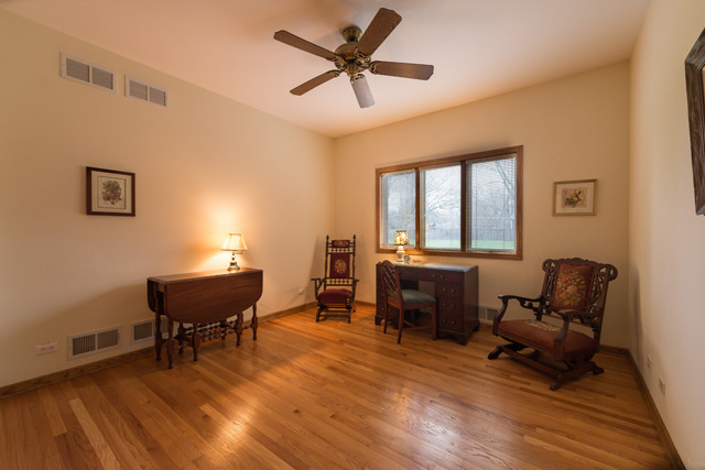911 Parkside Road Naperville, IL 60540 - Photo 17 of 22