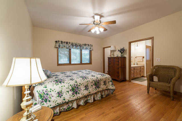 911 Parkside Road Naperville, IL 60540 - Photo 10 of 22