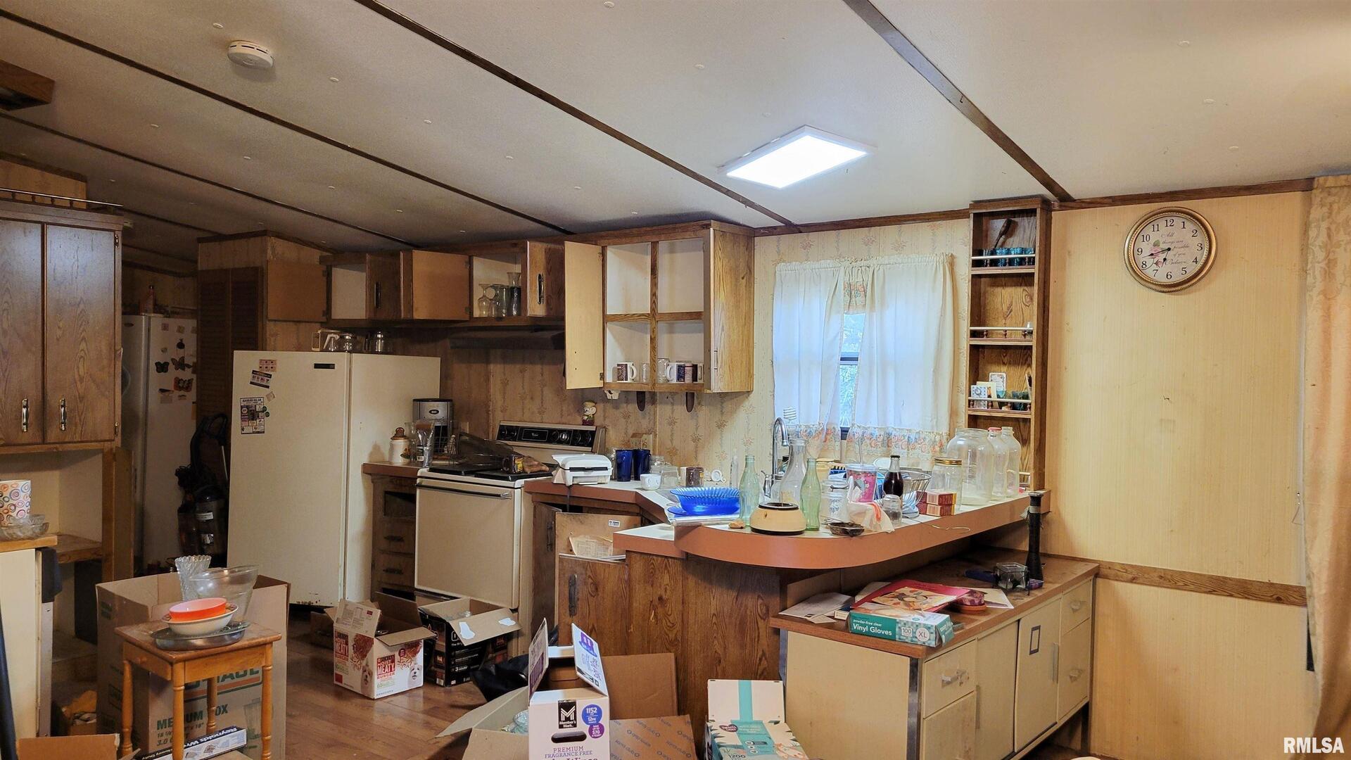2417 West Cherry Street Herrin, IL 62948 - Photo 7 of 37