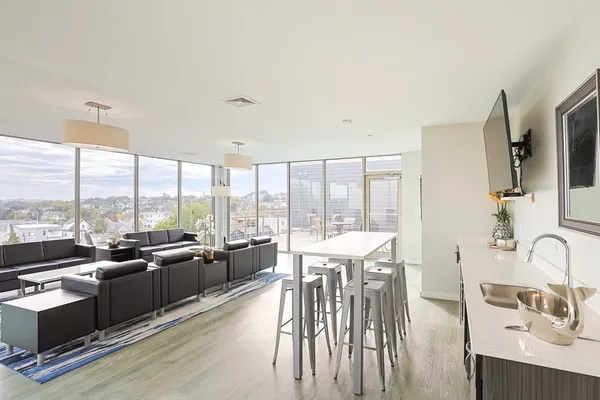 $3,450 | 640 Boston Avenue, Unit 210, Medford, MA 02155