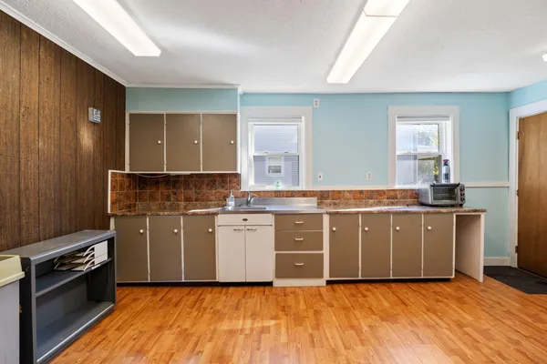 $539,000 | 10 Elm Street, Gorham, ME 04038