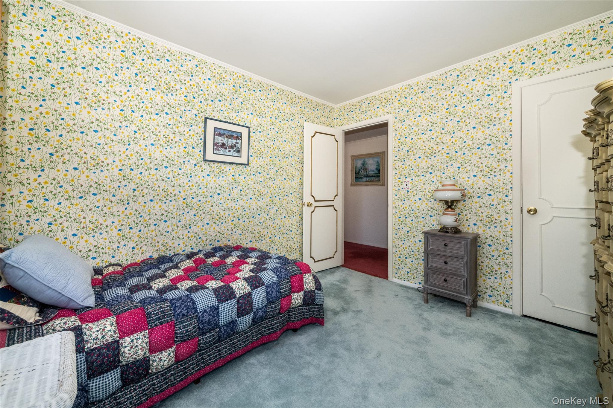 285 Stuart Drive New Rochelle, NY 10804 - Photo 20 of 37 a bedroom with a bed and a cabinets