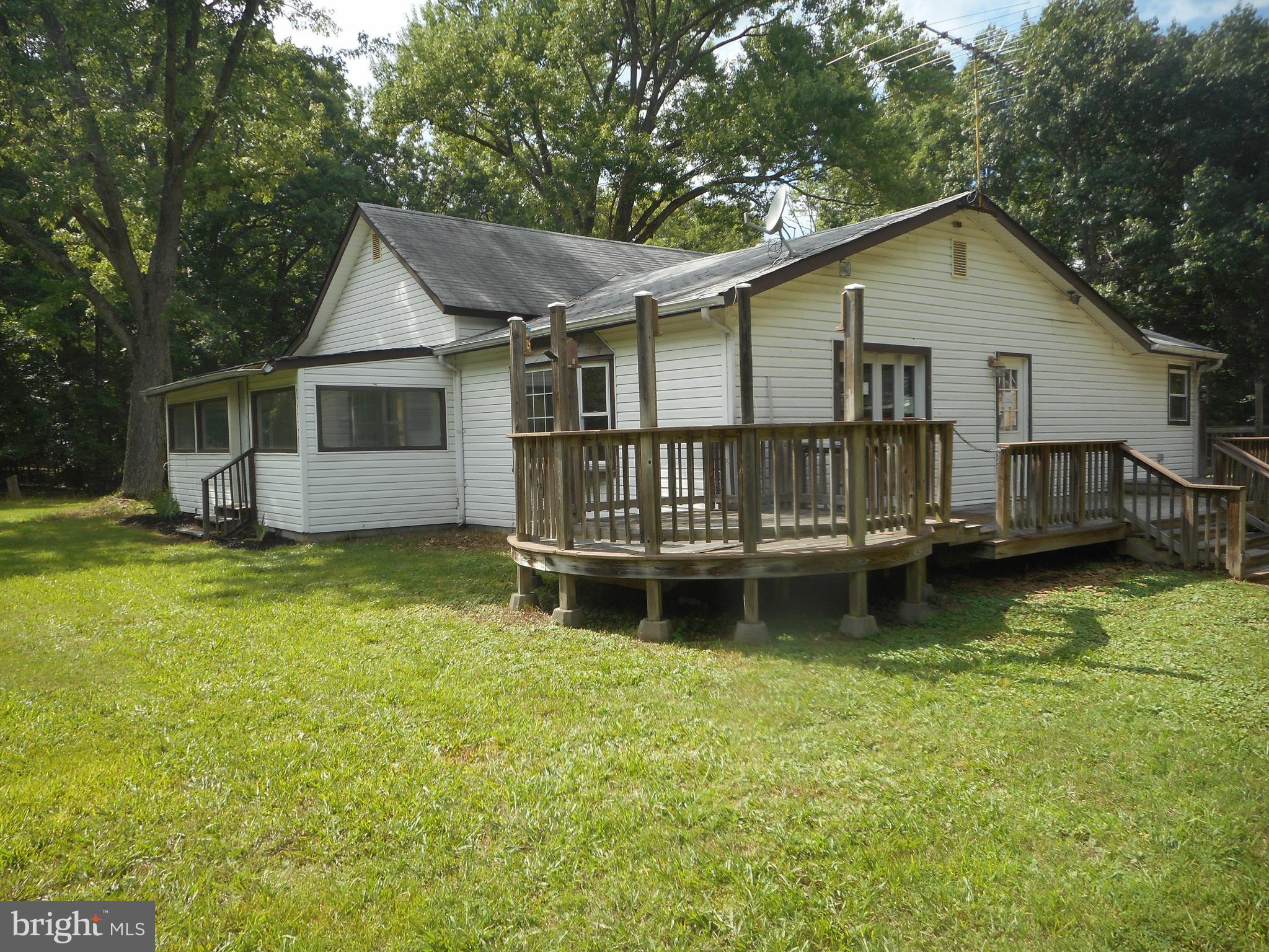 2370 Smith Point Road Nanjemoy, MD 20662 - Photo 14 of 15 Side view