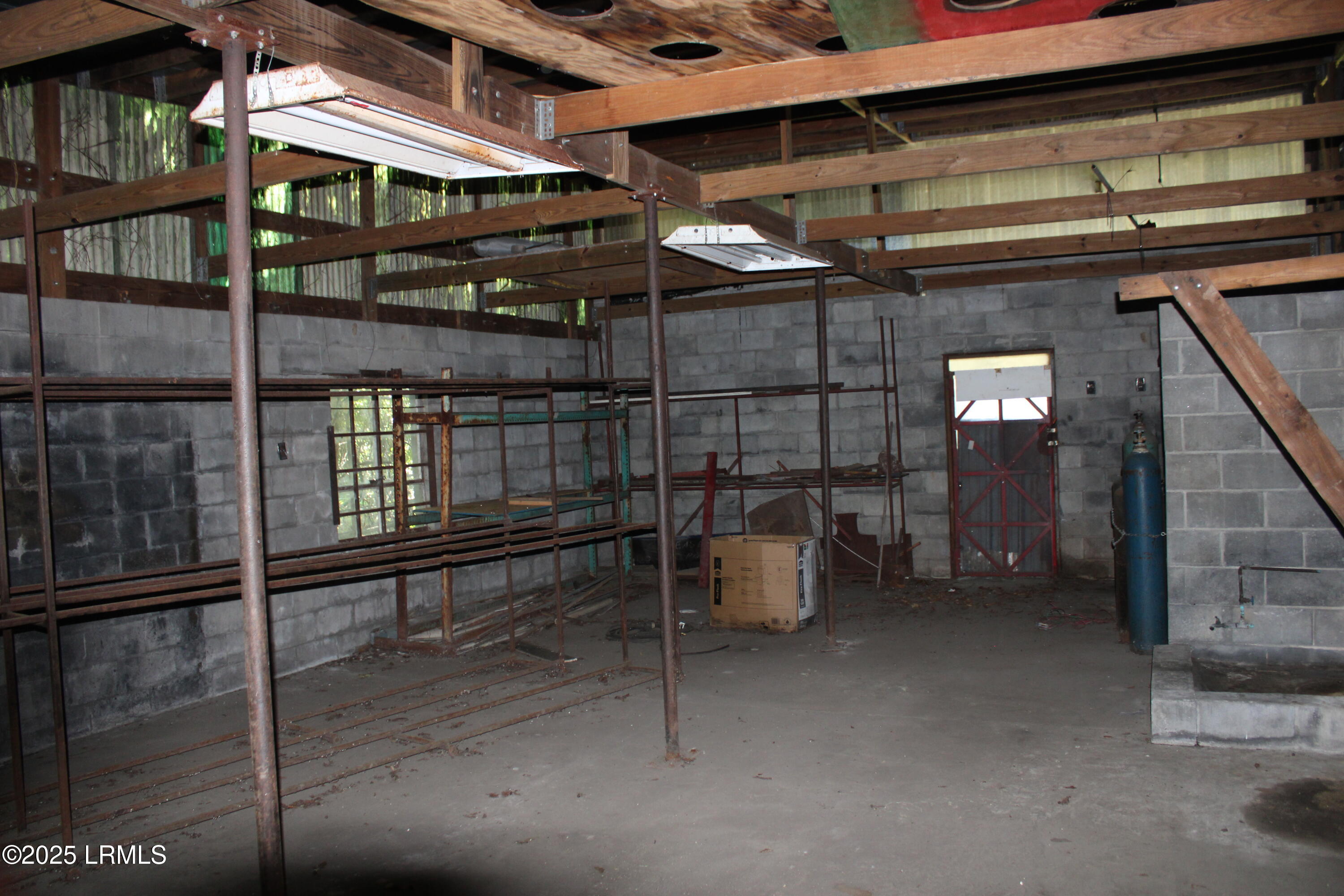 848 Elm Street West Hampton, SC 29924 - Photo 12 of 16 IMG_2846