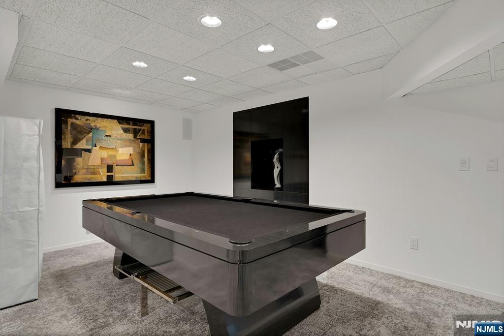 40 Jockey Hollow Road Bernardsville, NJ 07924 - Photo 42 of 49 a living room with pool table