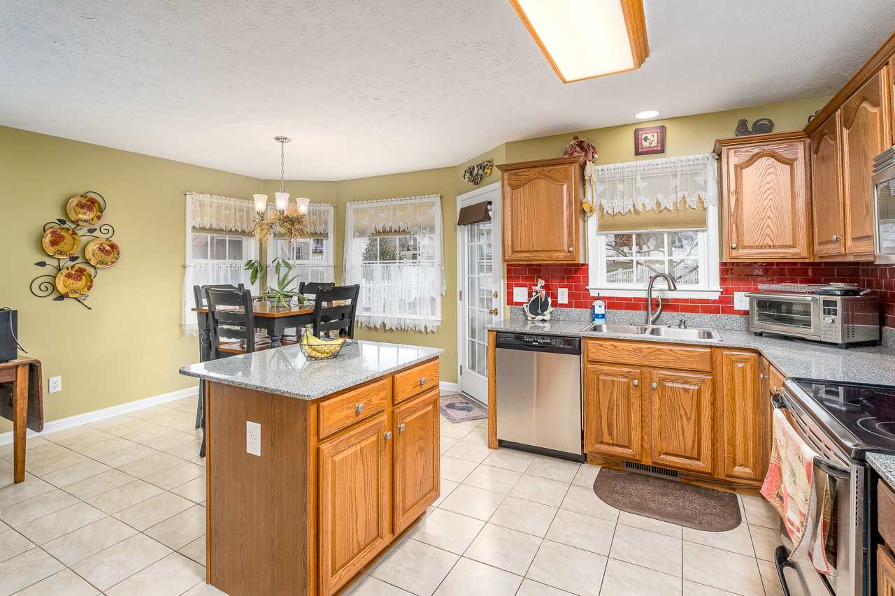 33 Mallard Road Stuarts Draft, VA 24477 - Photo 22 of 47 Gallery Image 22