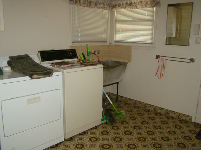 8170 Monterey Road Coyote, CA 95013 - Photo 7 of 17 a room with a stove and a window