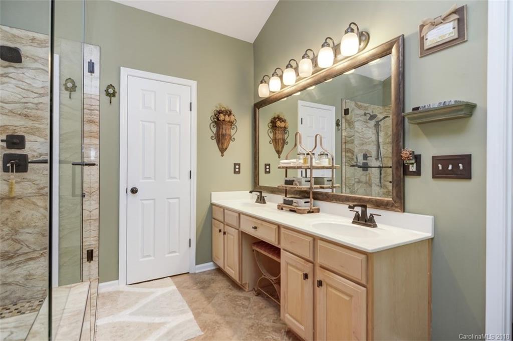 3521 Arklow Road Charlotte, NC 28269 - Photo 16 of 35 Gallery Image 16