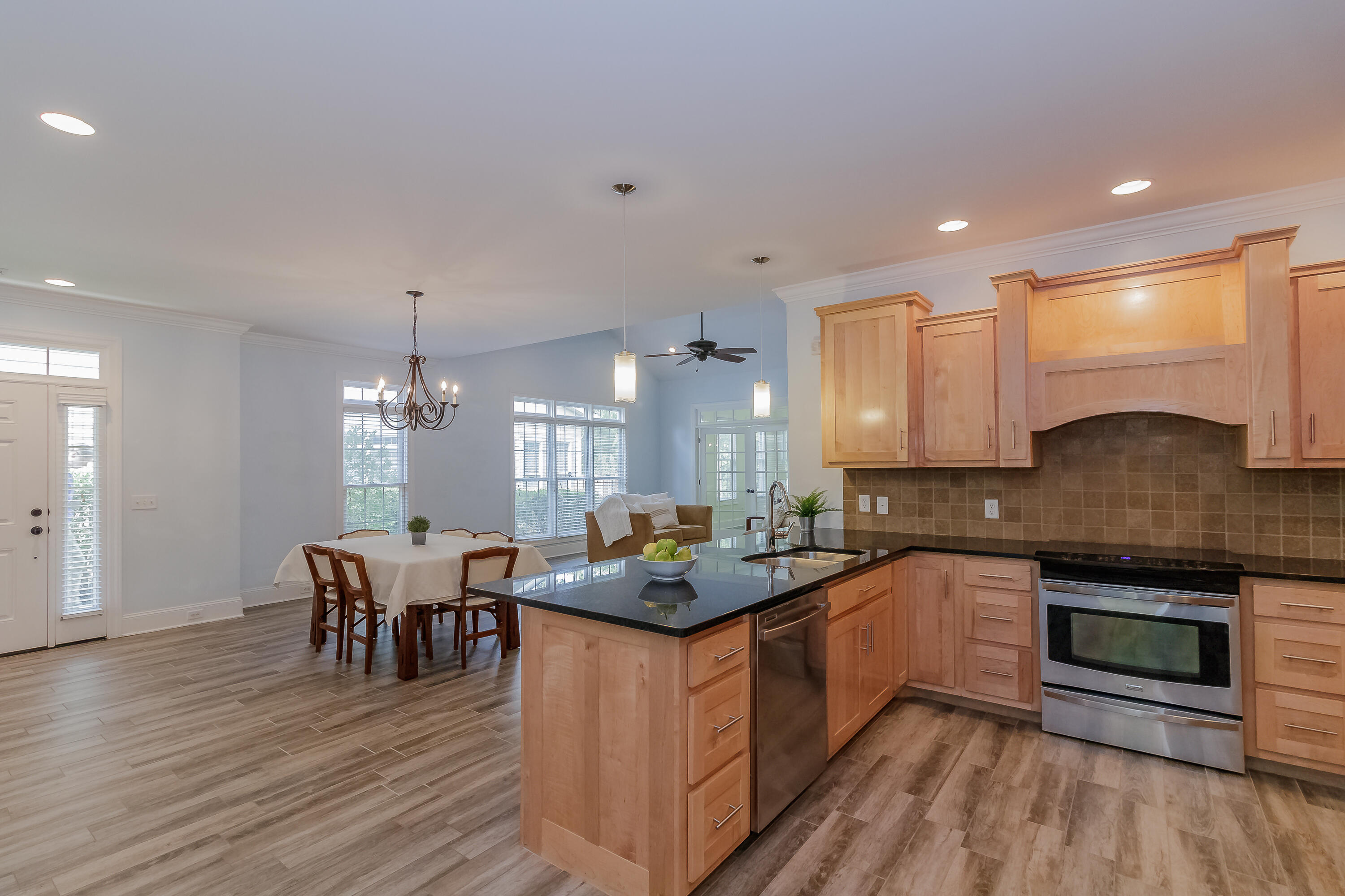 2329 Rivendell Lane Chattanooga, TN 37421 - Photo 25 of 67 kitchen