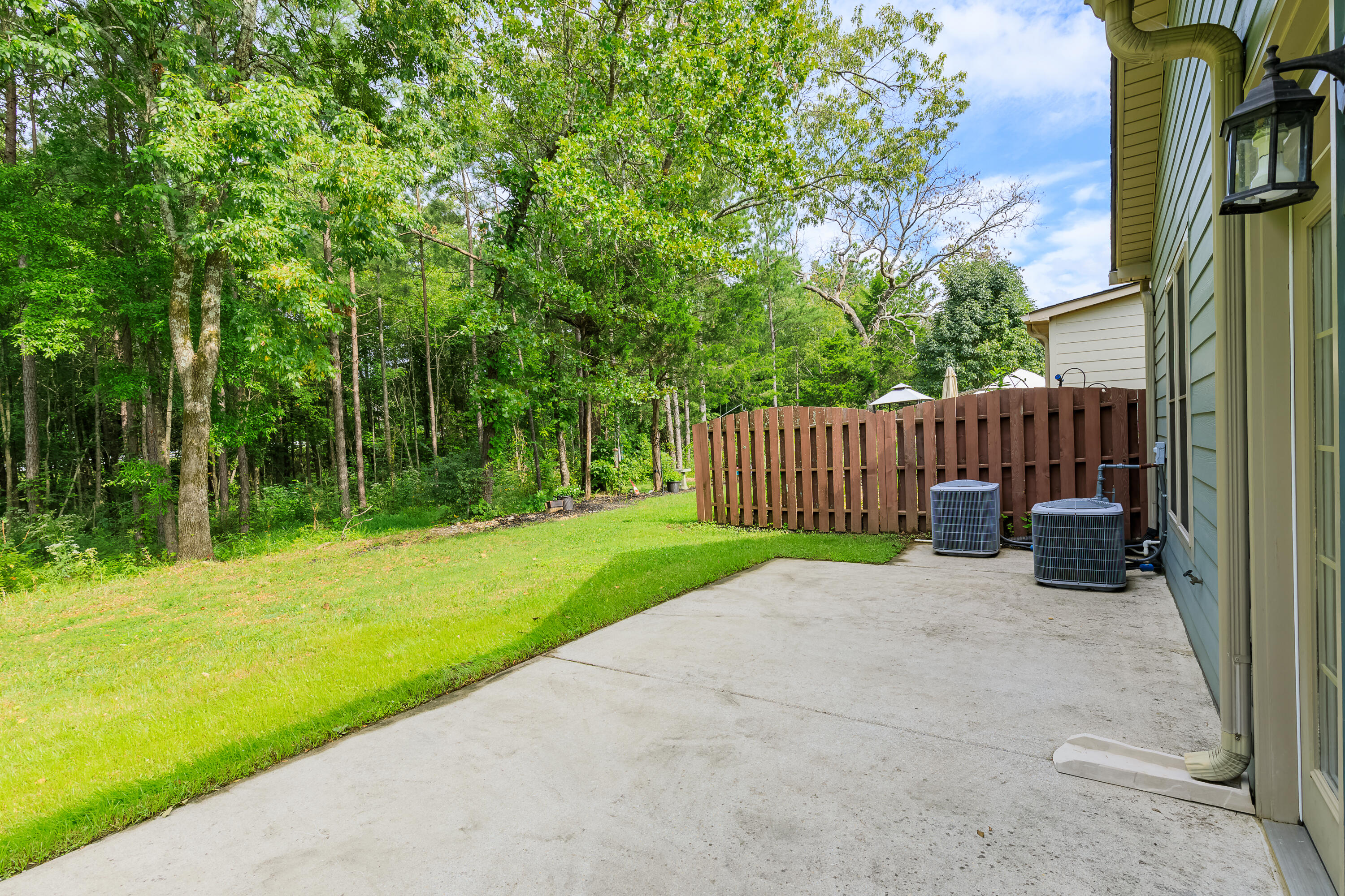 2329 Rivendell Lane Chattanooga, TN 37421 - Photo 7 of 67 6