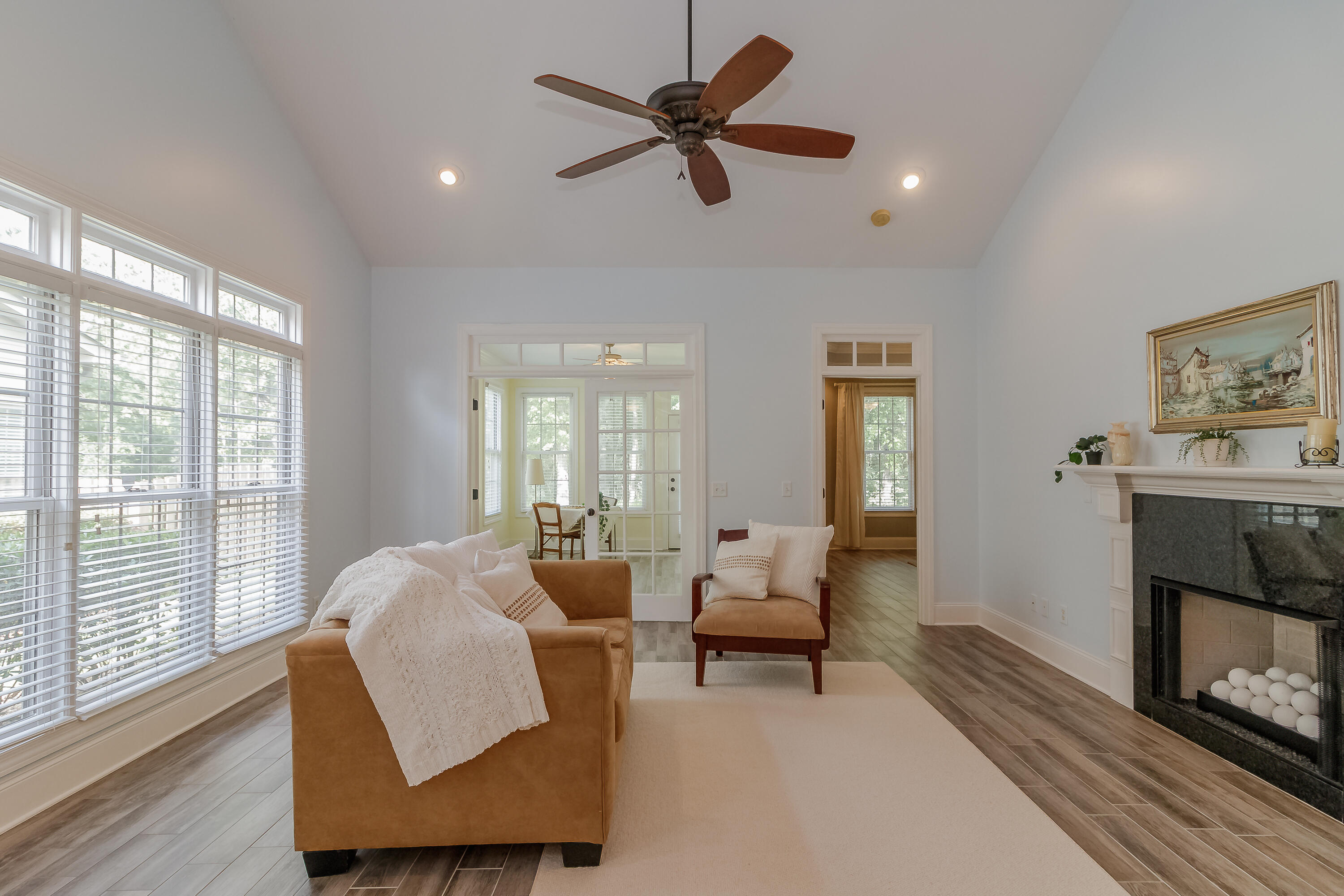 2329 Rivendell Lane Chattanooga, TN 37421 - Photo 9 of 67 Great Room 18