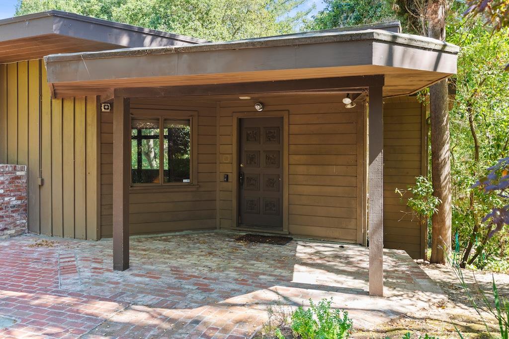 15050 Oriole Road Saratoga, CA 95070 - Photo 3 of 10