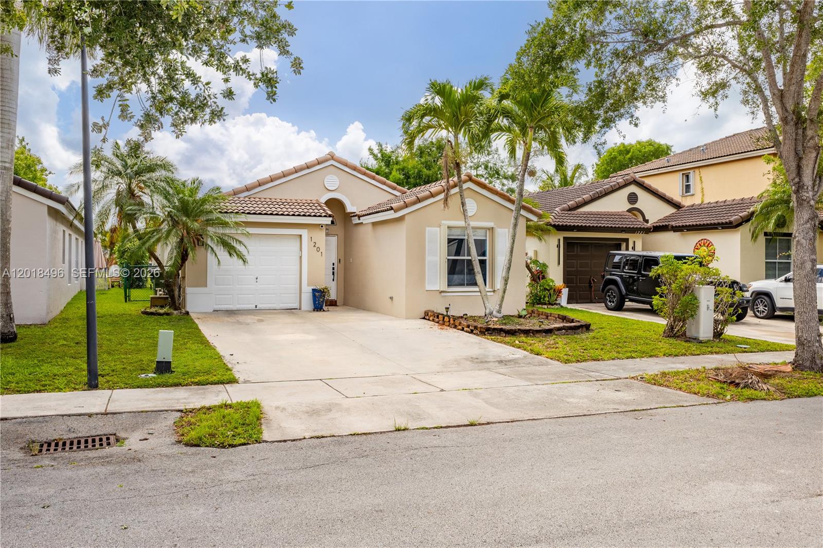 1201 Southeast 20th Road Homestead, FL 33035 - Photo 3 of 43