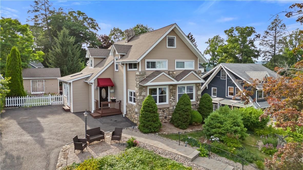33 Sycamore Road Mahopac, NY 10541 - Photo 1 of 1 Front View House