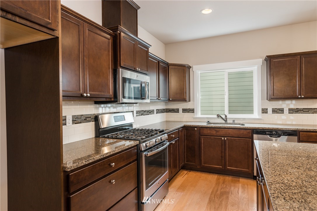 4176 McLaughlin Road Mount Vernon, WA 98273 - Photo 10 of 20 Gallery Image 10