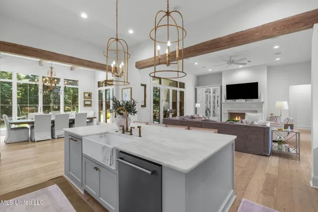 $1,105,000 | 309 Moonlight Hollow, Flora, MS 39071