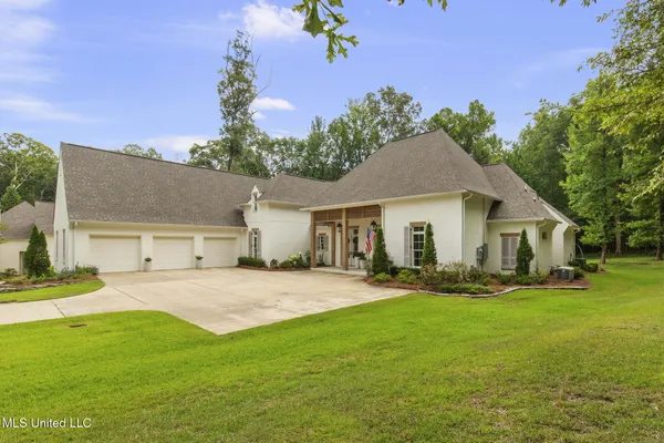 $1,105,000 | 309 Moonlight Hollow, Flora, MS 39071