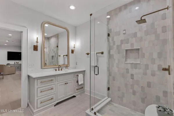 $1,105,000 | 309 Moonlight Hollow, Flora, MS 39071