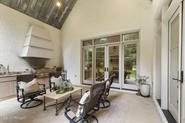 $1,105,000 | 309 Moonlight Hollow, Flora, MS 39071