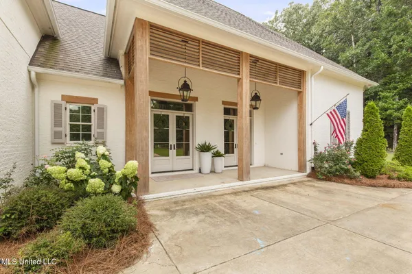 $1,105,000 | 309 Moonlight Hollow, Flora, MS 39071