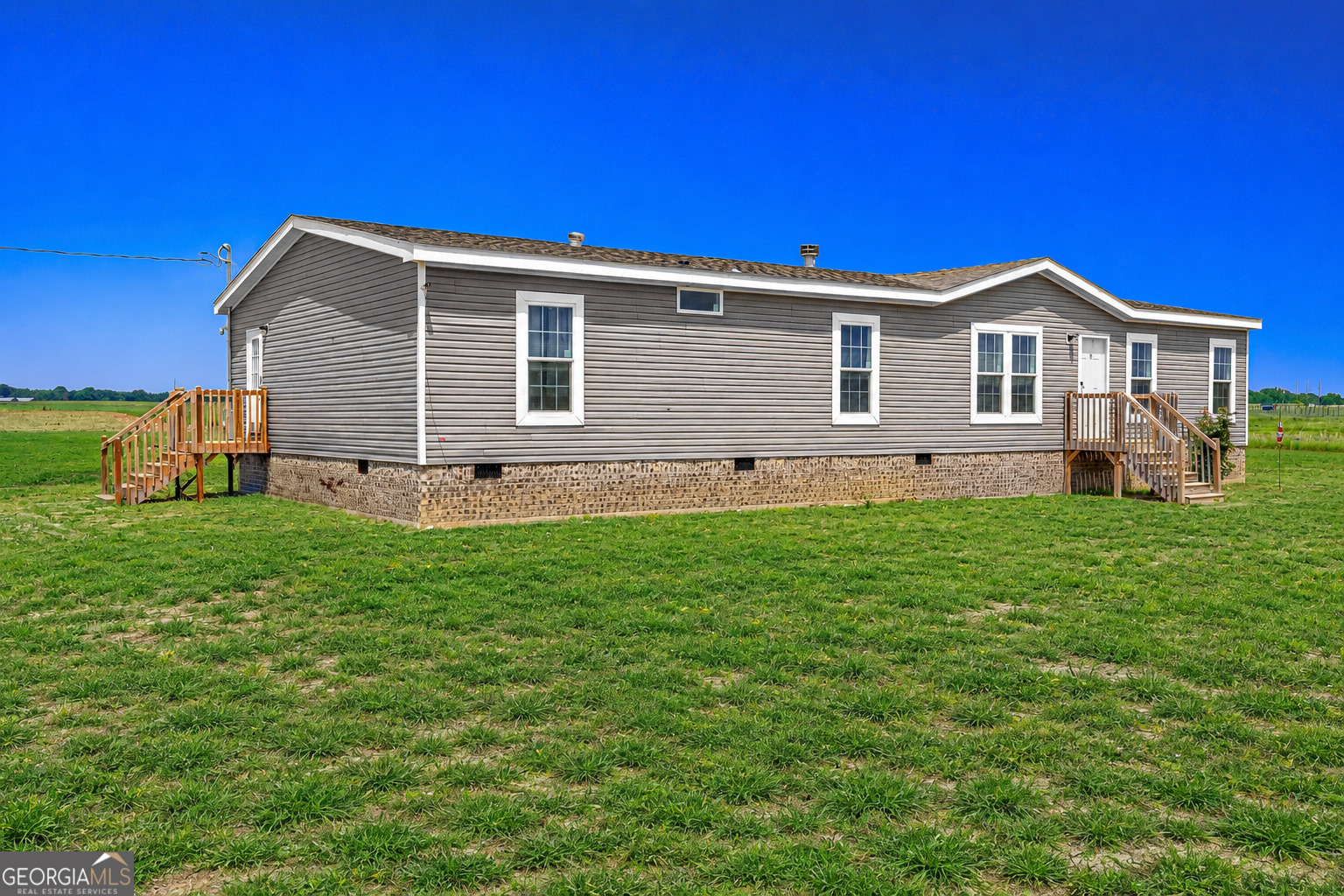 655 Lowe Road Comer, GA 30629 - Photo 1 of 13