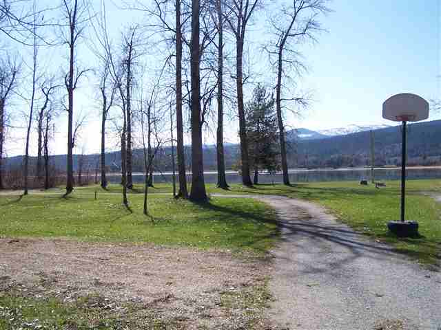 711 Riverbend Loop Road Cusick, WA 99119 - Photo 8 of 9