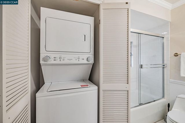 $774,950 | 4021 Terra Granada Drive, Unit 1B, Walnut Creek, CA 94595