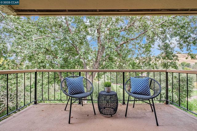 $774,950 | 4021 Terra Granada Drive, Unit 1B, Walnut Creek, CA 94595