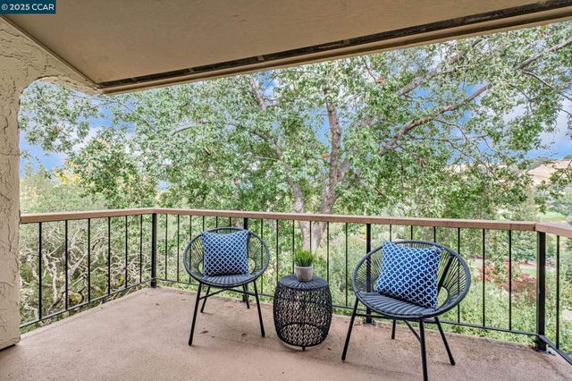 $774,950 | 4021 Terra Granada Drive, Unit 1B, Walnut Creek, CA 94595