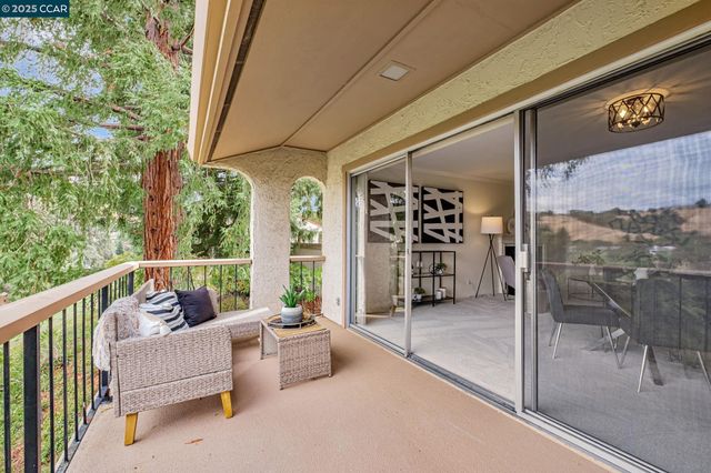 $774,950 | 4021 Terra Granada Drive, Unit 1B, Walnut Creek, CA 94595