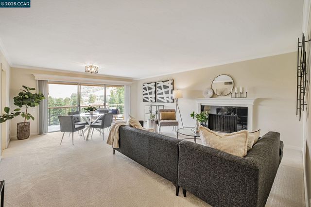 $774,950 | 4021 Terra Granada Drive, Unit 1B, Walnut Creek, CA 94595