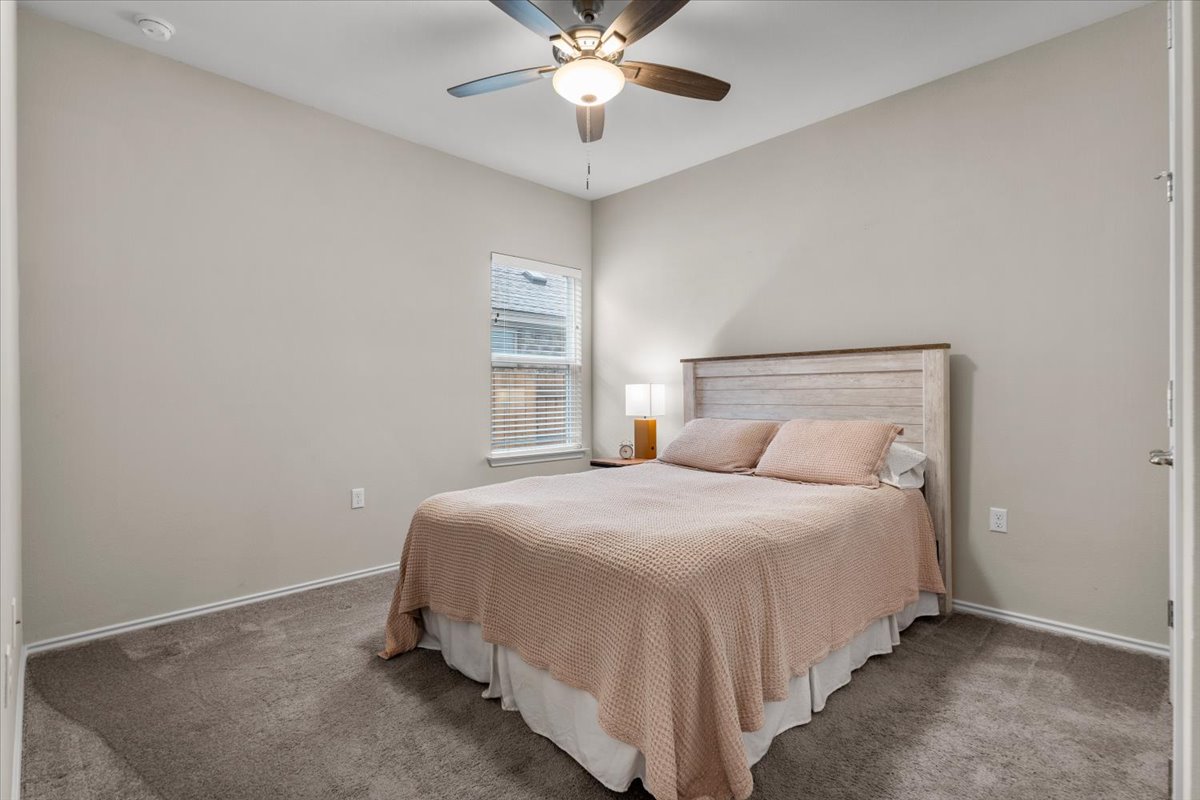 7321 Sentry Path Austin, TX 78744 - Photo 18 of 34