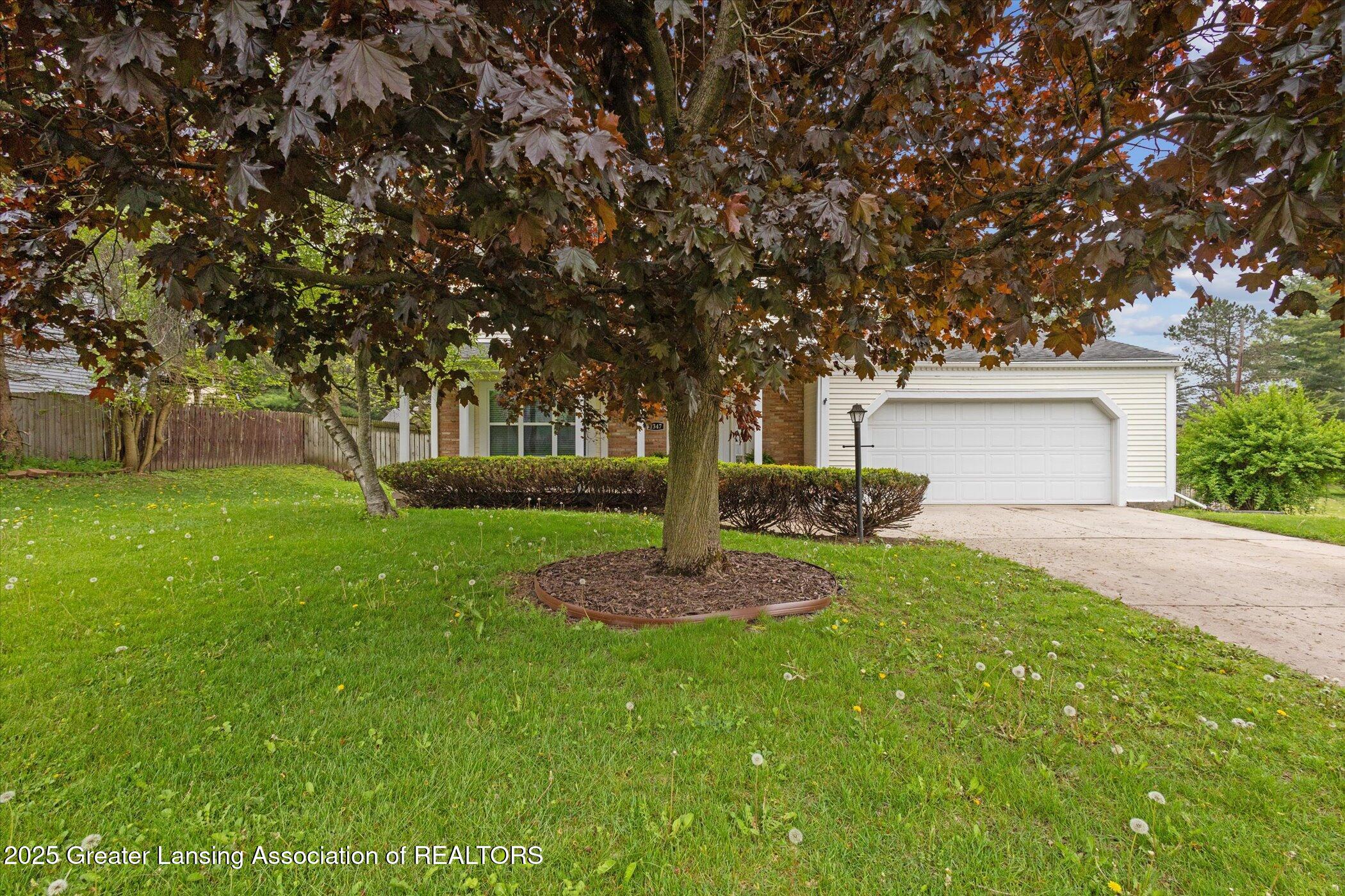 03-1347-N-Creyts-Rd-Lansing-MI-48917-Win