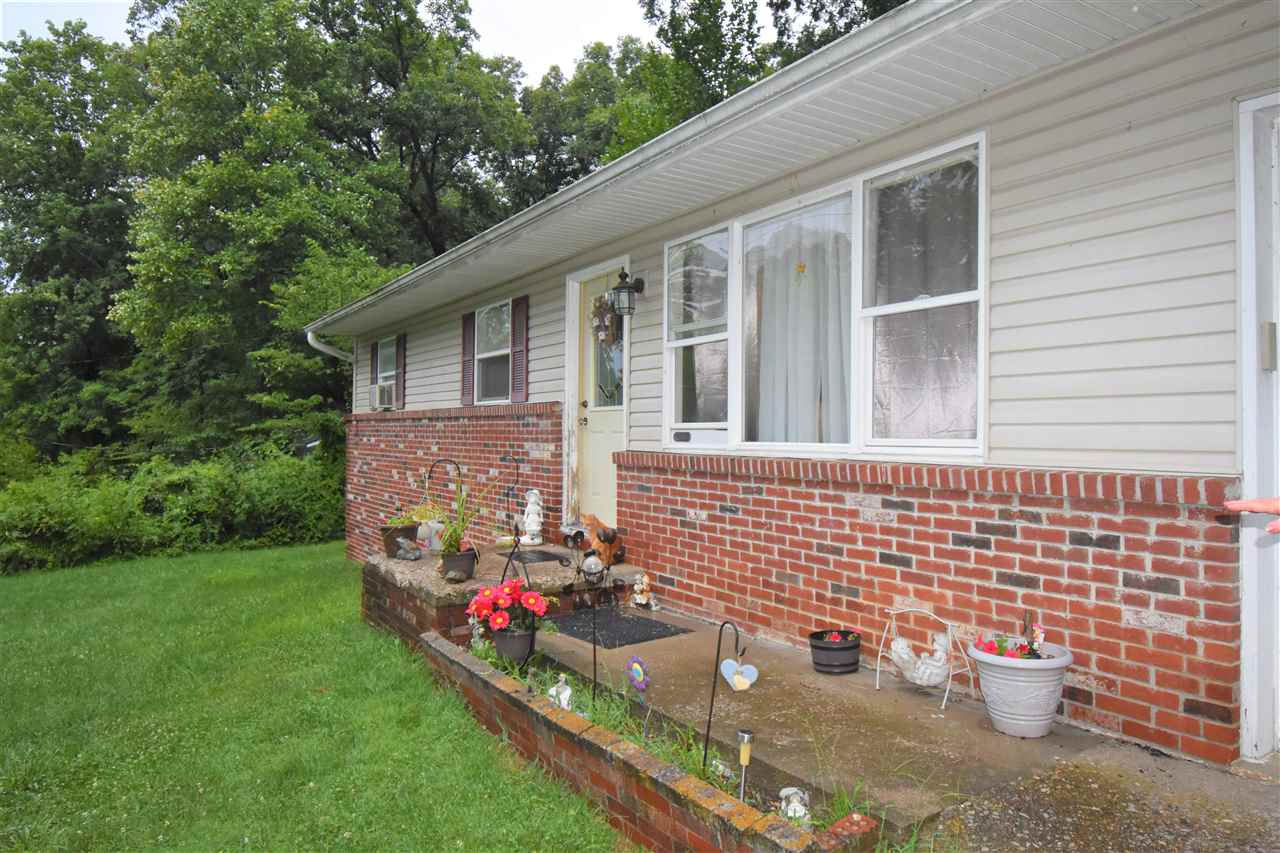 6645 South Harmony Road Bloomington, IN 47403 - Photo 2 of 15 Gallery Image 2