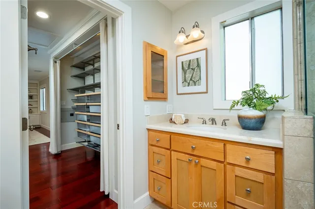 $899,000 | 302 West Loraine Street, Unit 4, Glendale, CA 91202