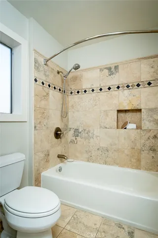 $899,000 | 302 West Loraine Street, Unit 4, Glendale, CA 91202