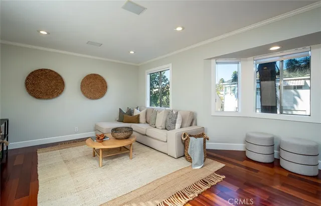 $899,000 | 302 West Loraine Street, Unit 4, Glendale, CA 91202