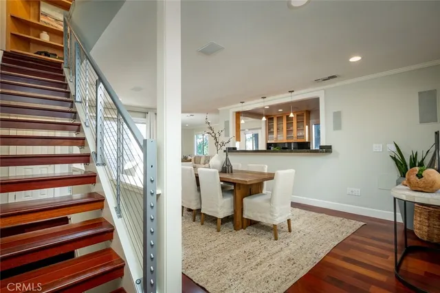 $899,000 | 302 West Loraine Street, Unit 4, Glendale, CA 91202