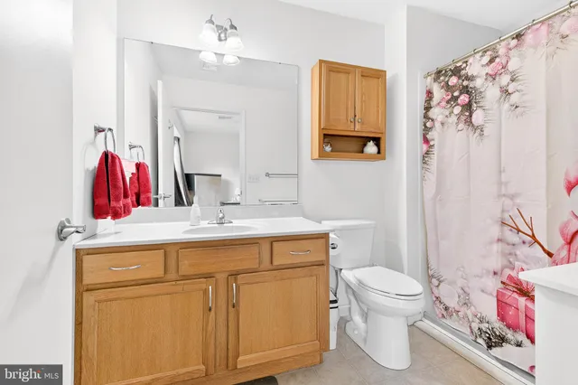 $384,900 | 926 Sweetbay Lane, Lebanon, PA 17046