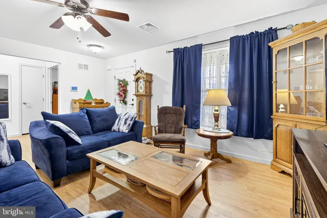 $384,900 | 926 Sweetbay Lane, Lebanon, PA 17046