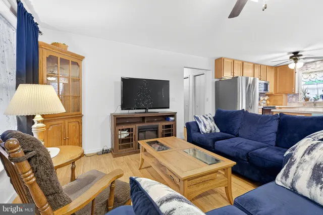 $384,900 | 926 Sweetbay Lane, Lebanon, PA 17046