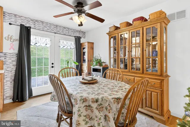 $384,900 | 926 Sweetbay Lane, Lebanon, PA 17046