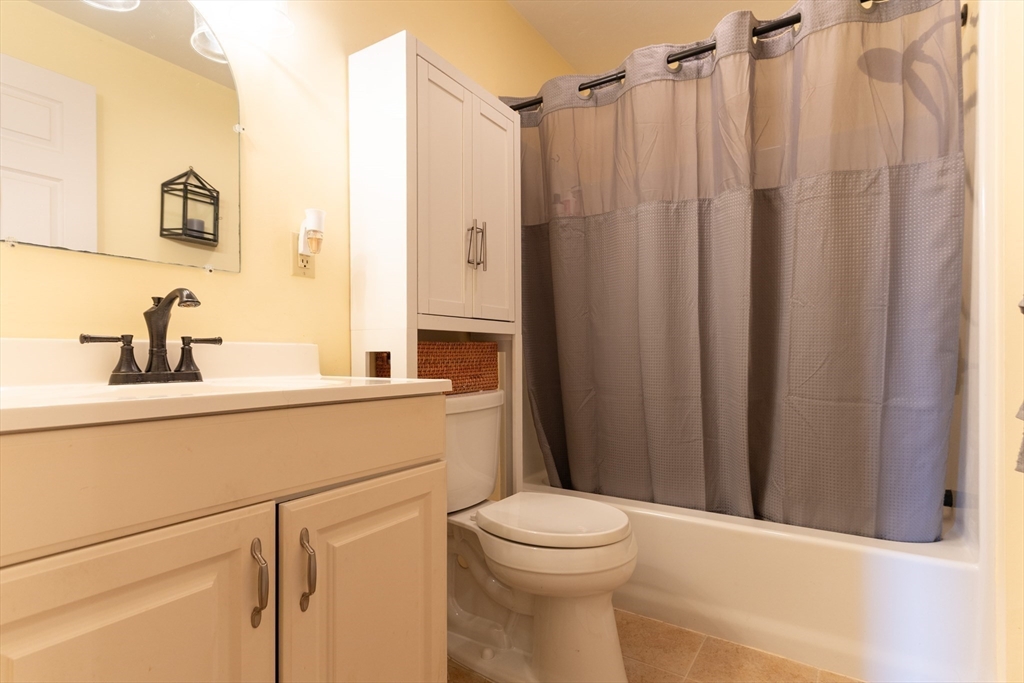 110 Hosley Road Gardner, MA 01440 - Photo 25 of 42 a bathroom with a sink a toilet and shower